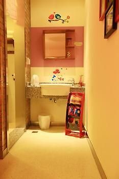 Dalian Household Theme Hotel Dawai Branch Bagian luar foto